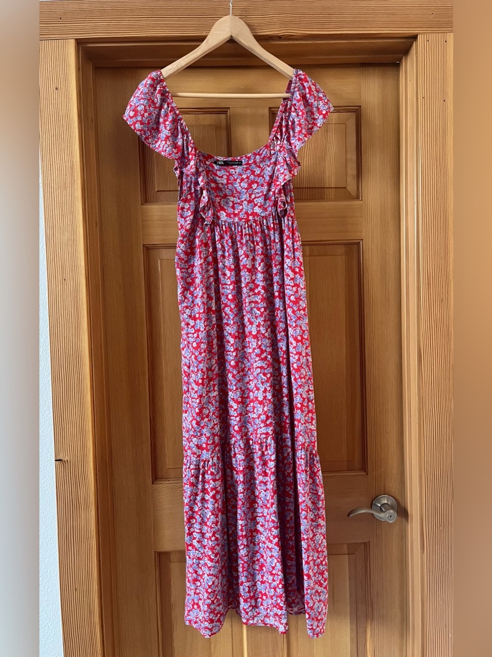 Zara Ruffle Sleeve Dress, size M